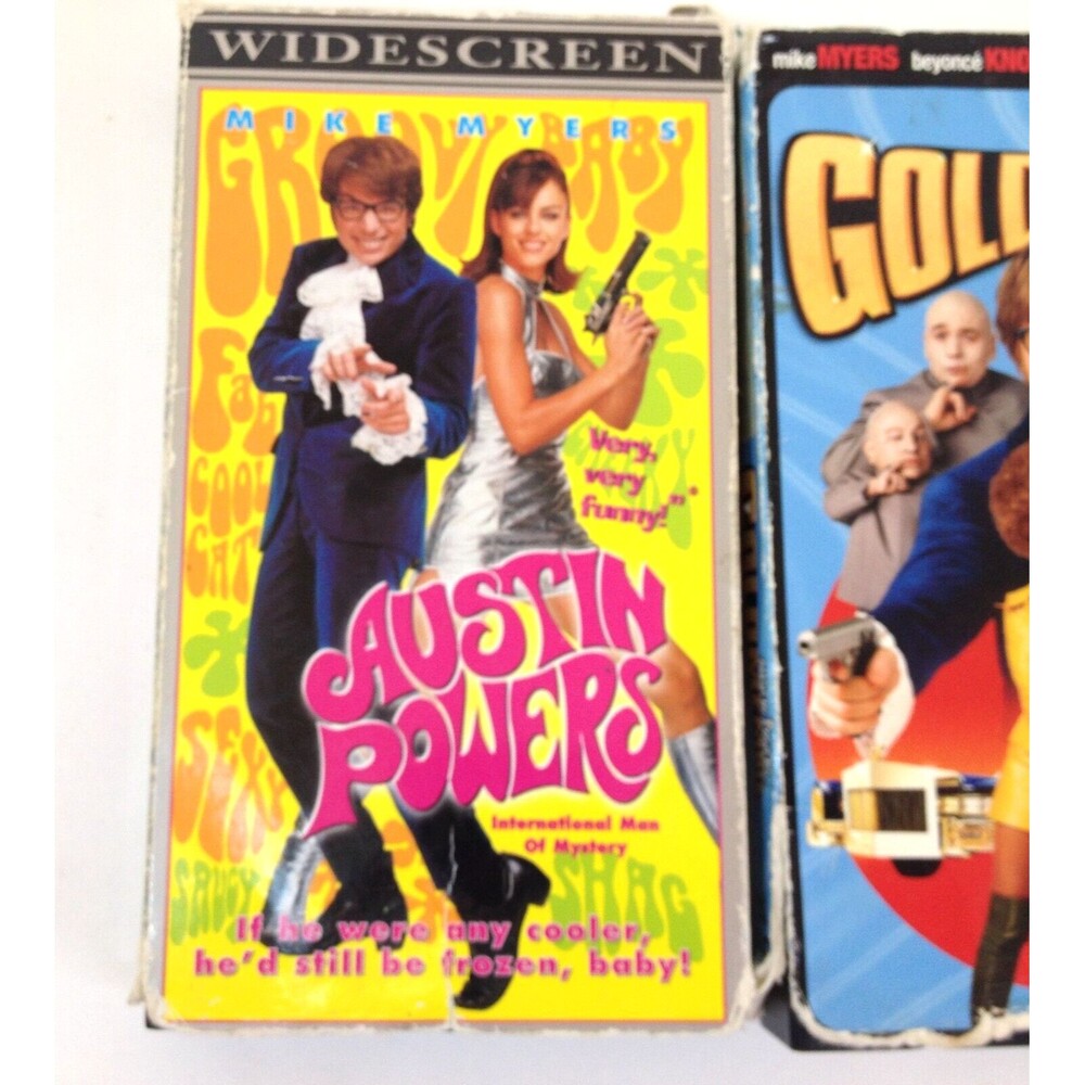 (2) Vintage Favorite Movies VHS Austin Powers International Man & GoldMember - Picture 2 of 8